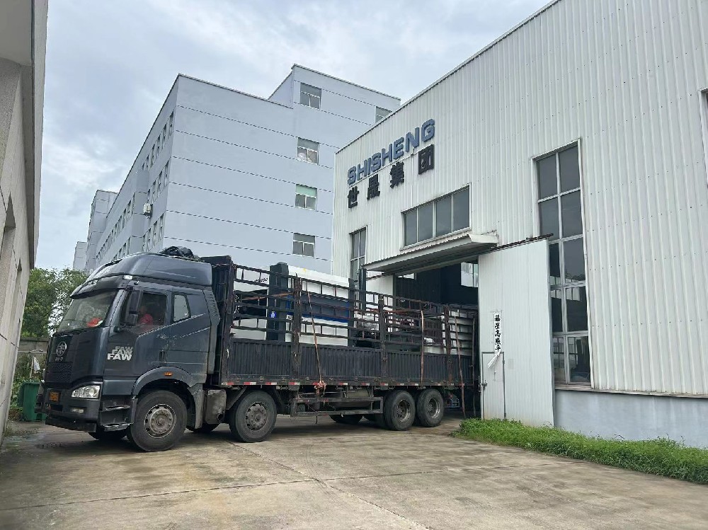 “蒸”戰(zhàn)高溫發(fā)貨忙，全力以赴保交付